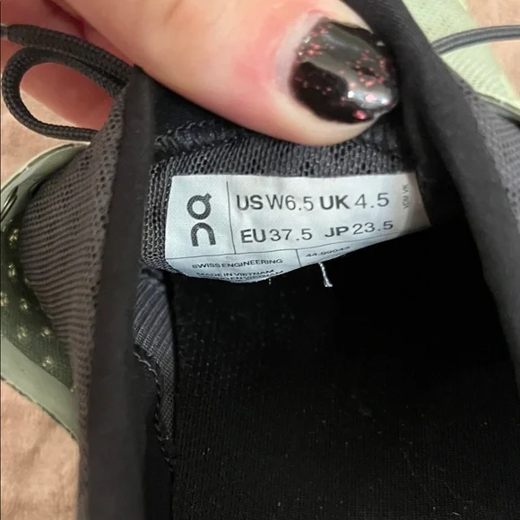 On Cloud Women's Athletic Shoes - Black and Green - Picture 4 of 4